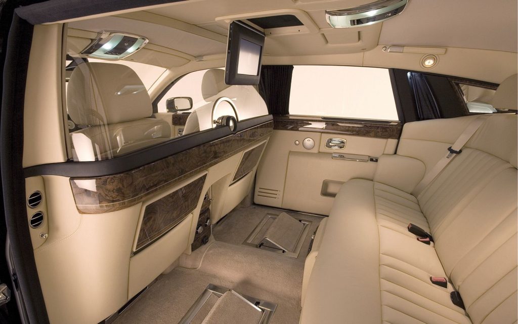 Spacious Interiors Cars for Comfort and Convenience